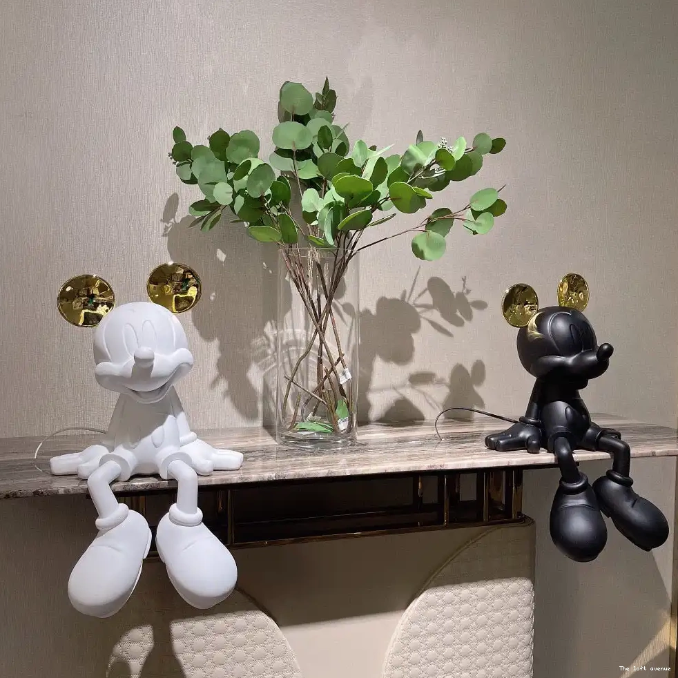 SITTING FIGURE MICKEY MOUSE 0620